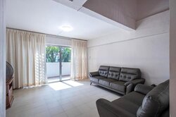 Blk 238 Hougang Avenue 1 (Hougang), HDB Executive #456658201